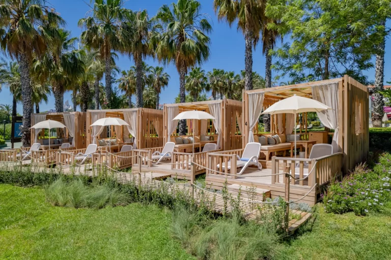 Trendy-Aspendos-Beach-Cabana-07-Orta_Boyut.webp