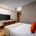 Ana Bina Suit-Deniz Manzaralı Oda-03-Orta_Boyut