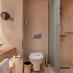 Ana Bina Suit-Deniz Manzaralı Oda-05-Orta_Boyut